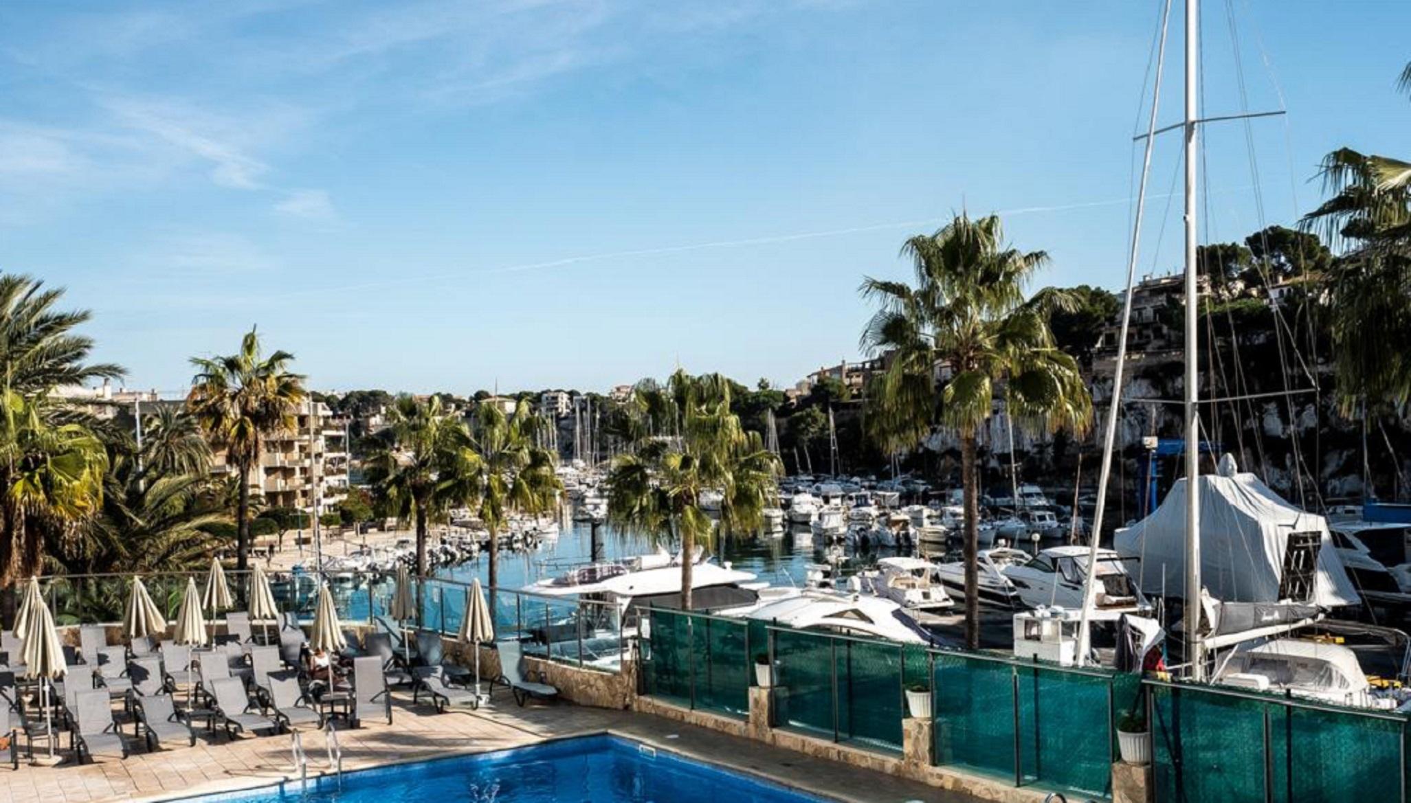 Porto Drach Aparthotel & Suites Порто Кристо Экстерьер фото