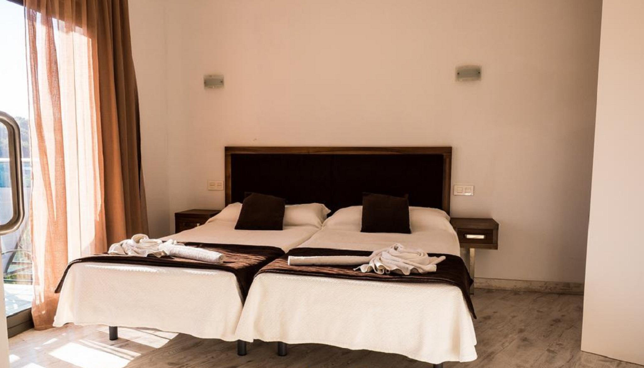 Porto Drach Aparthotel & Suites Порто Кристо Экстерьер фото